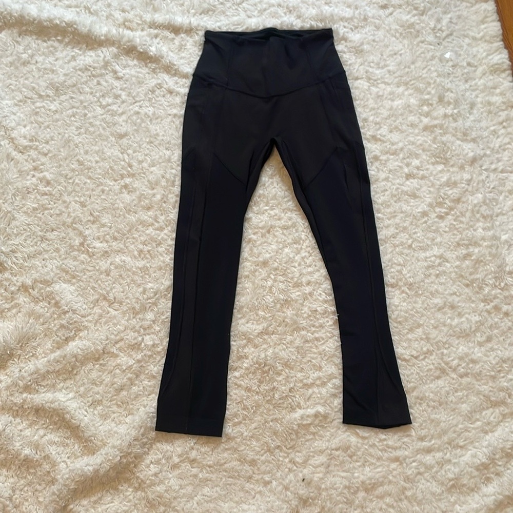 Lululemon high rise athletic leggings for women size 2